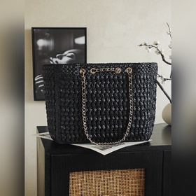Сумка Chanel 26M Coco Beach, изготовле