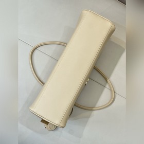 Оригинальная модель Chanel 26ss из нов