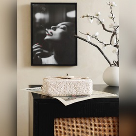 Chanel 26p «Камелия» из нейлона с выши