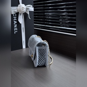 26m Chanel： эта вязаная сумка на цепоч