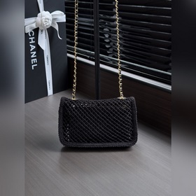 26m Chanel： эта вязаная сумка на цепоч