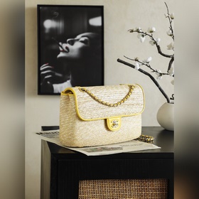 Chanel 26c «Ранней весны» — плетеная с