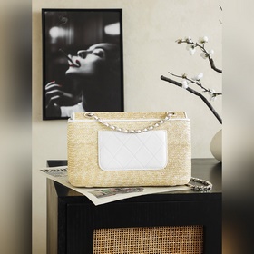Chanel 26c «Ранней весной» — плетеная