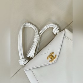 Оригинальная сумка CHANEI 26A в форме 