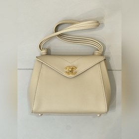 Оригинальная сумка CHANEI 26A в форме