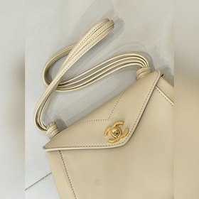 Оригинальная сумка CHANEI 26A в форме