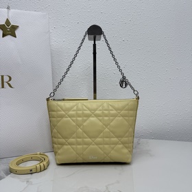 Мини-сумка Dior Love на цепочке — Арти