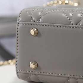 Сумка Lady Dior «Слоновая кость» с тре