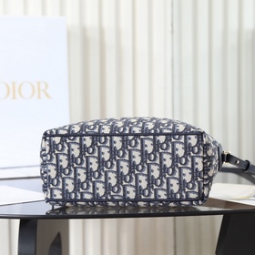 Новая модель клатча DIOR NOMAD заводск