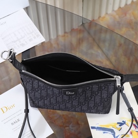 Новая модель клатча DIOR NOMAD заводск