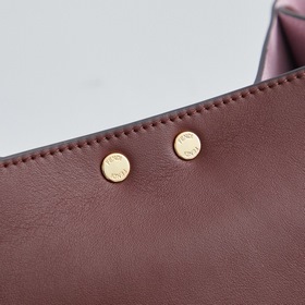 Новая модель Fendi Way большого размер
