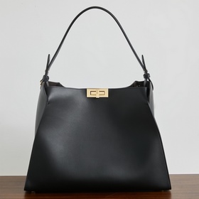 Новая модель Fendi Way в большом разме