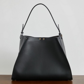 Новая модель Fendi Way в большом разме