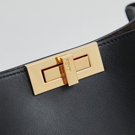 Новая модель Fendi Way в большом разме