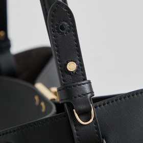 Новая модель Fendi Way в большом разме