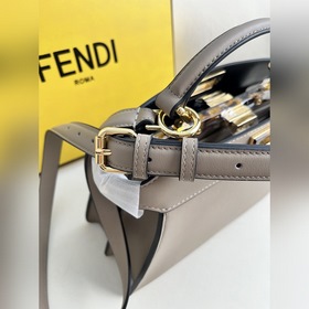 Серый кожаный портфель Peekaboo Isee