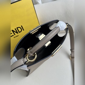 Серый кожаный портфель Peekaboo Isee