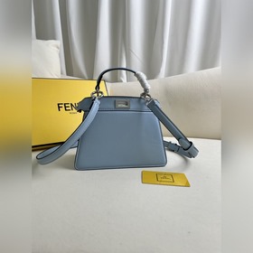Синяя сумочка Peekaboo ISeeU Petite из