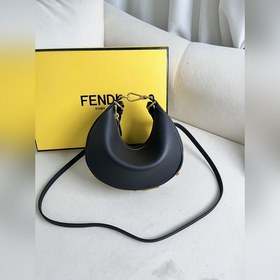 Черная сумочка «Prafy» нового размер