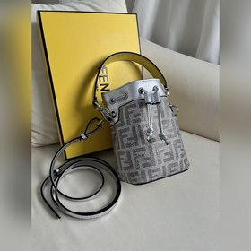 Сумка-ведро Mon Tresor малого размера,