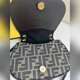 Маленькая сумка FENDI с узором «Mono