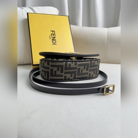 Маленькая сумка FENDI с узором «Mono