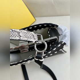 Сумка FENDIPeekabooISeeU среднего разм