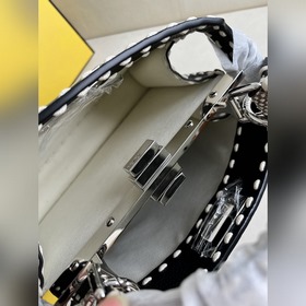 Сумка FENDIPeekabooISeeU среднего разм