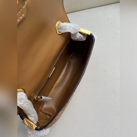Коричневая сумка Baguette среднего раз