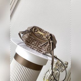 Fendigraphy Mini： изготовлена из ткани