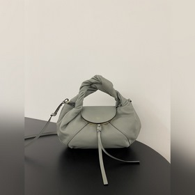 Новая мини-сумка Spy Bag — разве так