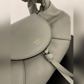 Новая мини-сумка Spy Bag — разве так