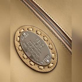 FENDI BAGUETTE — классическая модель с