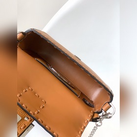 Сумка BAGUETTE малого размера из теляч