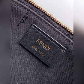 Мини-сумка FEND Vanity с двойной засте
