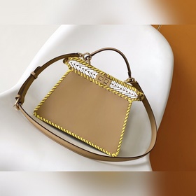 Fend Iconic Peekaboo ISeeU из импортно