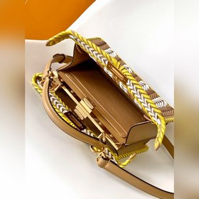 Fend Iconic Peekaboo ISeeU из импортно