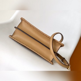 Fend Iconic Peekaboo ISeeU — из импорт