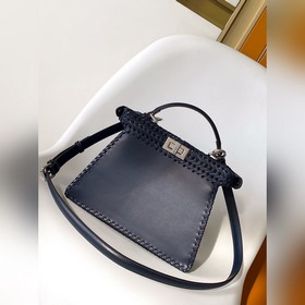 Fend Iconic Peekaboo ISeeU из импортно