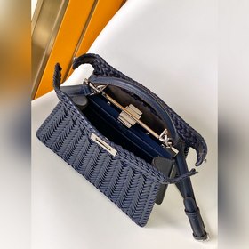 Fend Iconic Peekaboo ISeeU из импортно