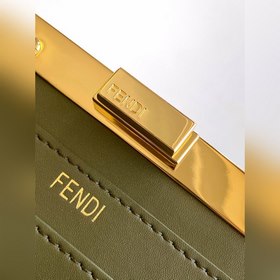 Fend Iconic Peekaboo ISeeU — из импорт
