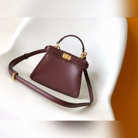 Fend Iconic Peekaboo ISeeU Mini — из и