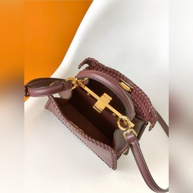 Fend Iconic Peekaboo ISeeU Mini — из и