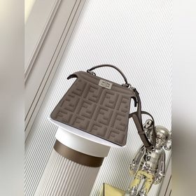Новая коллекция peekaboo ISeeU petite：