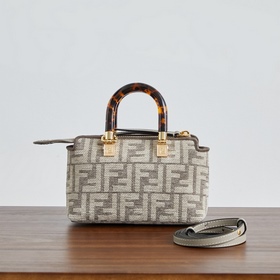 Мини-сумка Fend Mini ByThe Way с вышив