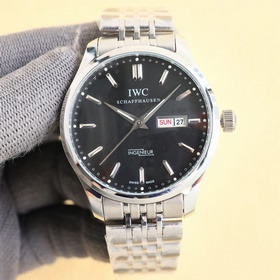 [Новинка] ： IWC, модель  с тремя с