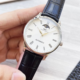 [Новинка] ： IWC, модель  с тремя с
