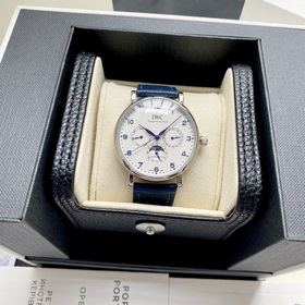 Модель IWC «Португалия» с многофункцио