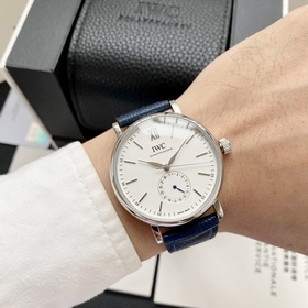 Компания IWC впервые представляет моде