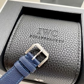 Компания IWC впервые представляет моде